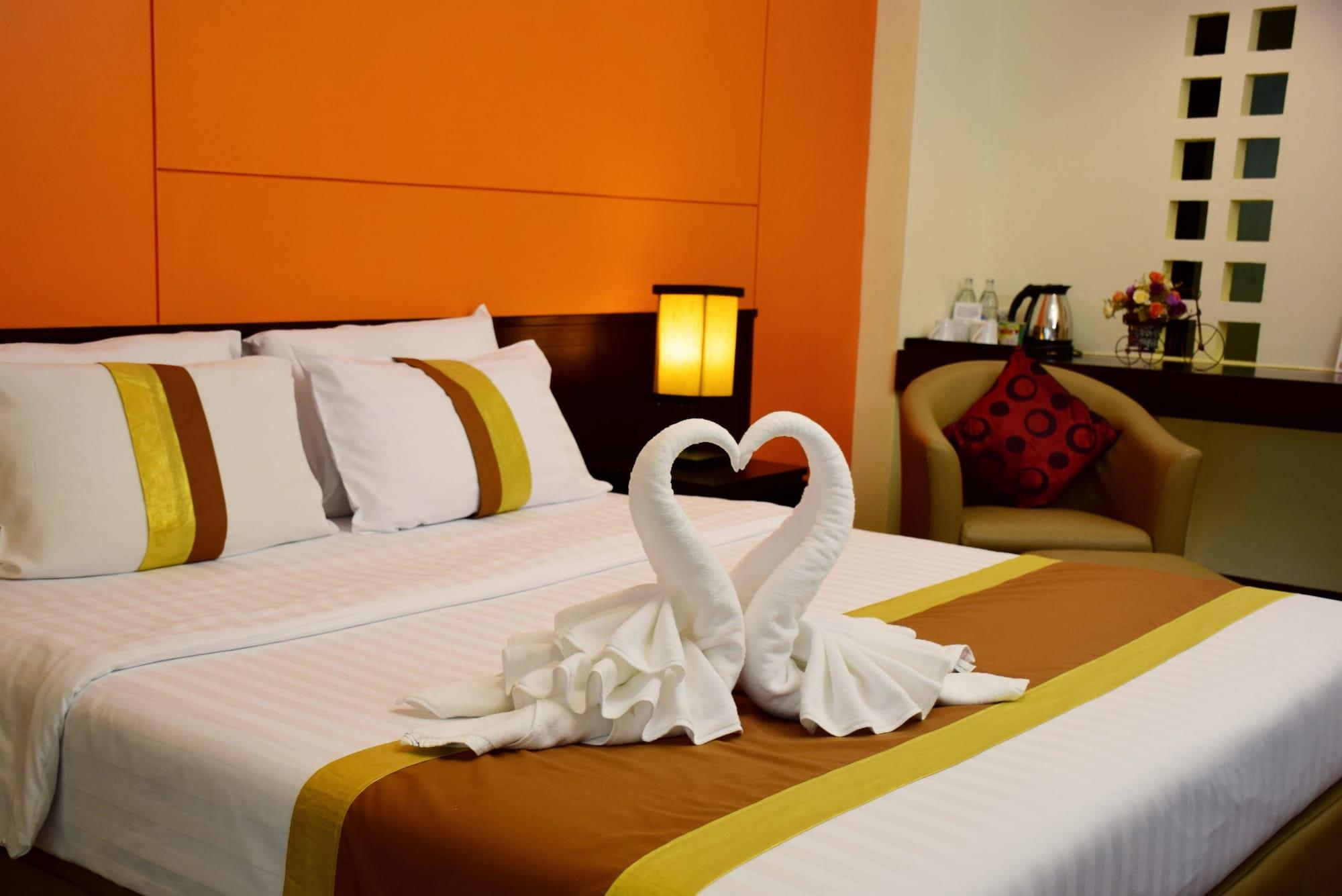 The Color Living Hotel Samut Prakan Exterior photo